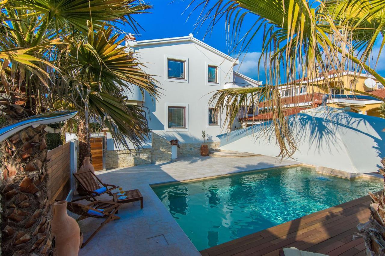 Apartments "Villa Antisin" With Heated Pool Ζαντάρ Εξωτερικό φωτογραφία