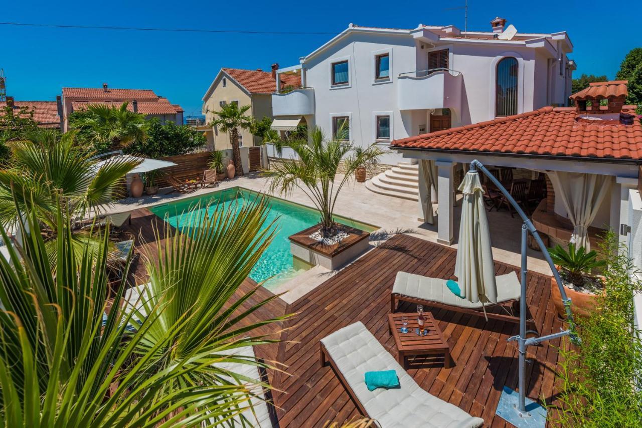 Apartments "Villa Antisin" With Heated Pool Ζαντάρ Εξωτερικό φωτογραφία