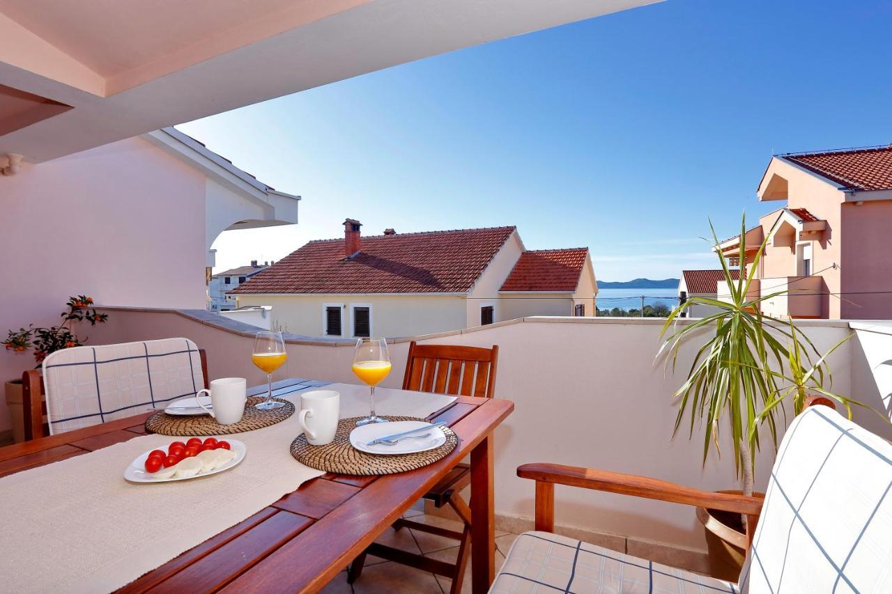 Apartments "Villa Antisin" With Heated Pool Ζαντάρ Εξωτερικό φωτογραφία