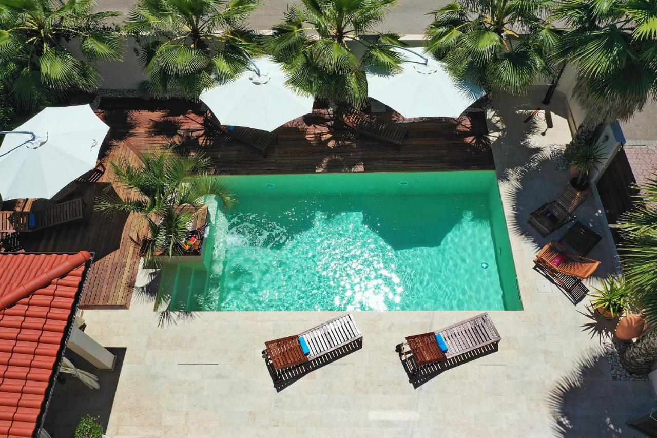 Apartments "Villa Antisin" With Heated Pool Ζαντάρ Εξωτερικό φωτογραφία