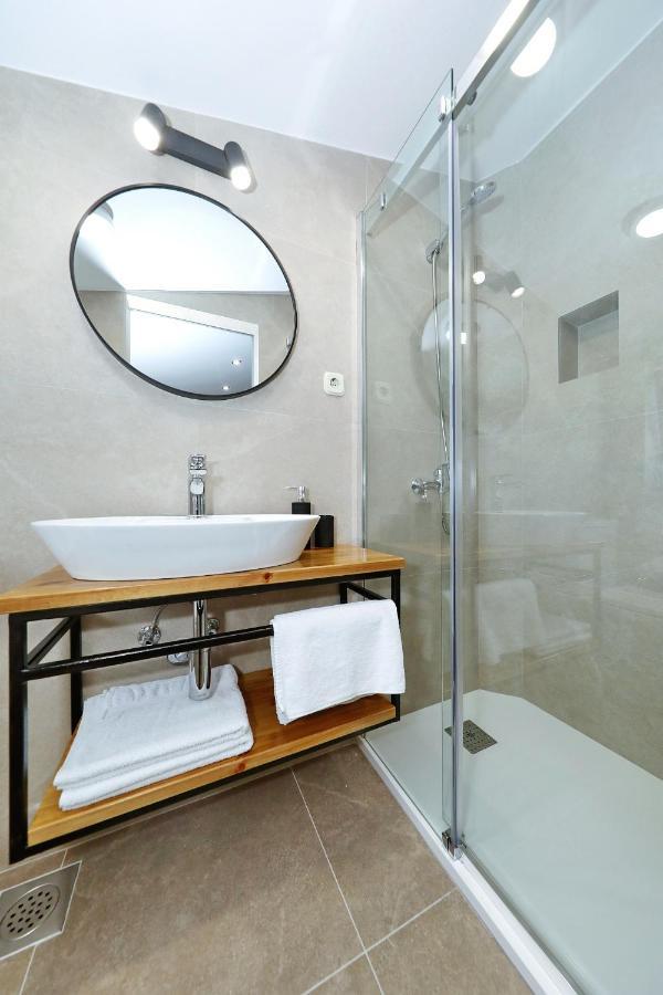 Apartments "Villa Antisin" With Heated Pool Ζαντάρ Εξωτερικό φωτογραφία